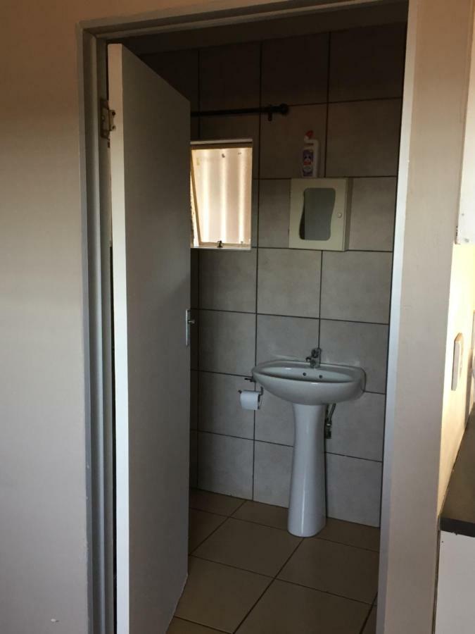 African Kingdom Guest House Boksburg Exterior foto